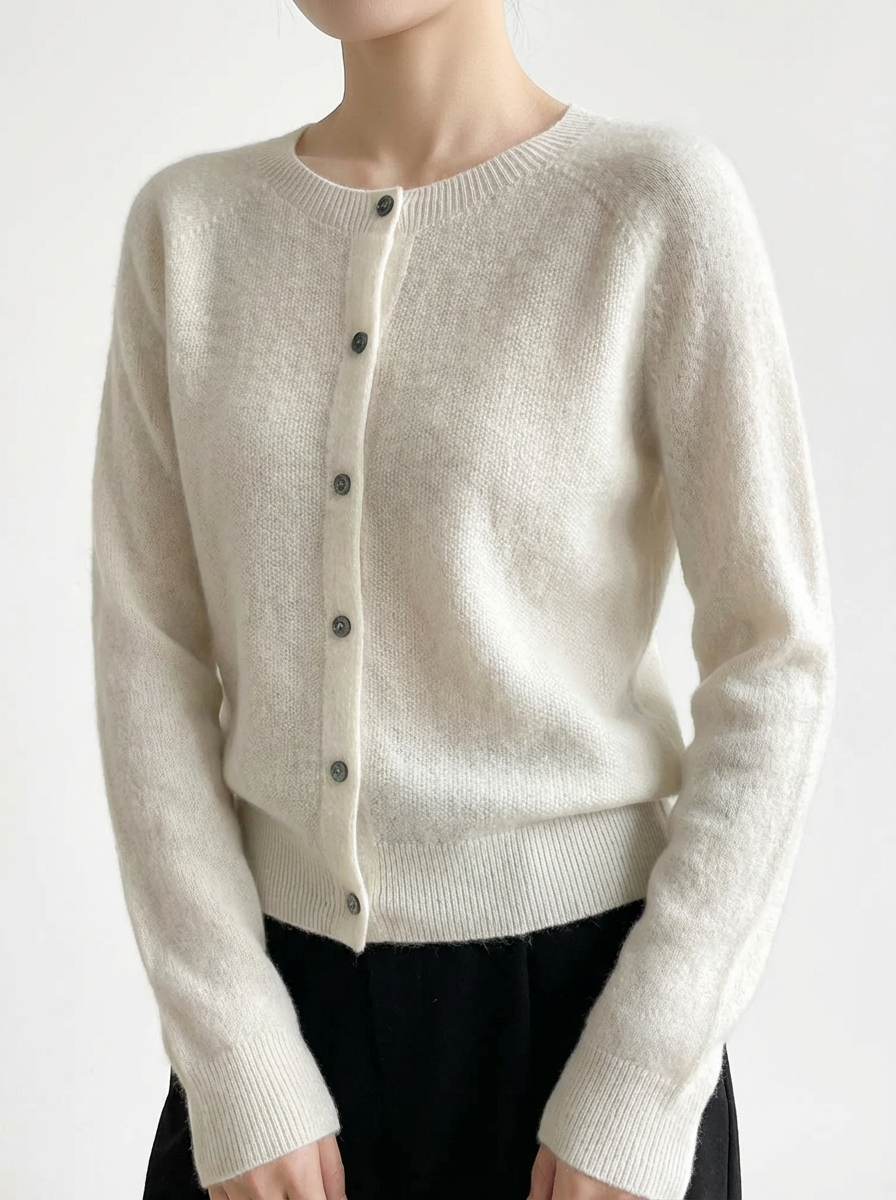 Damen Strickjacke mit Raglanärmeln in lockerer Passform