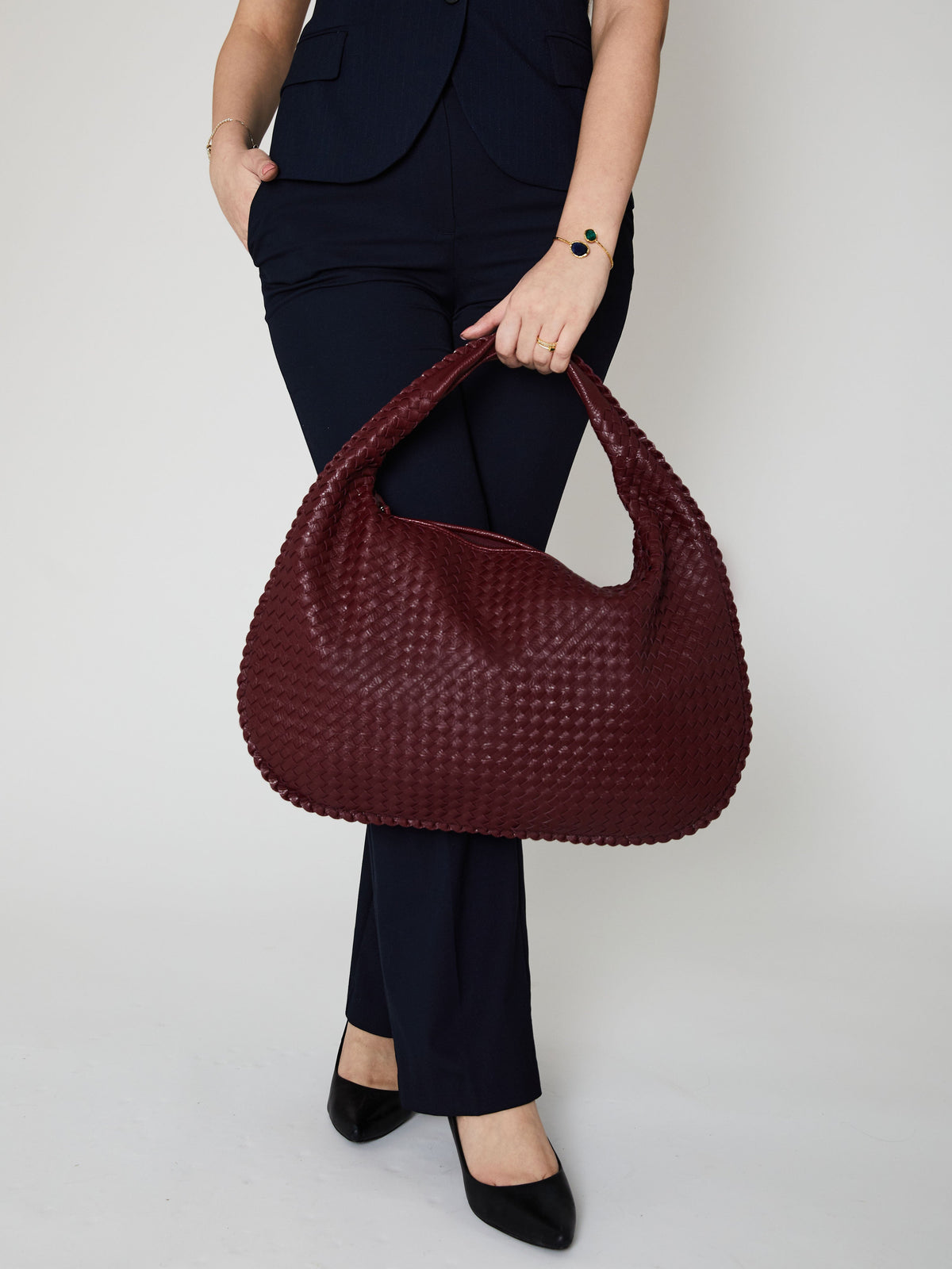 Damen Schultertasche mit Flecht-Design und Reißverschluss