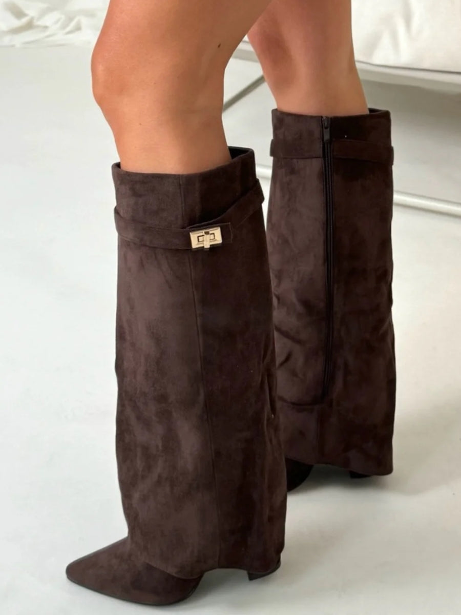 Damen Wildlederstiefel mit Goldverschluss
