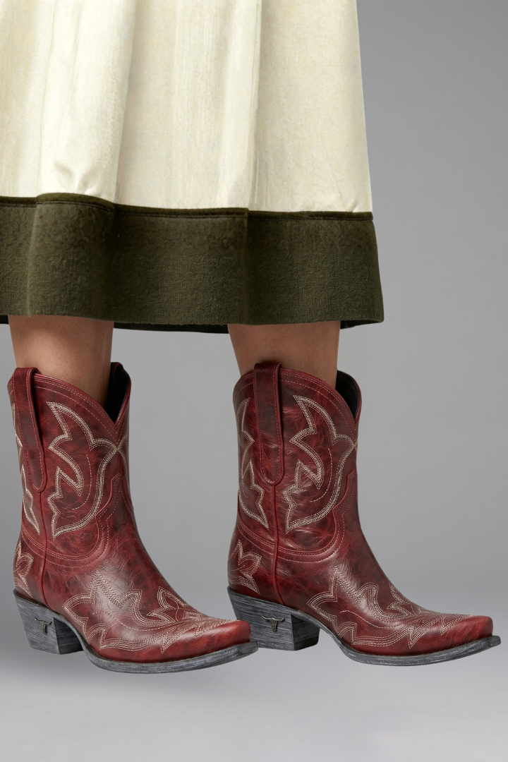 Damen Cowboystiefel aus Leder mit Stickerei