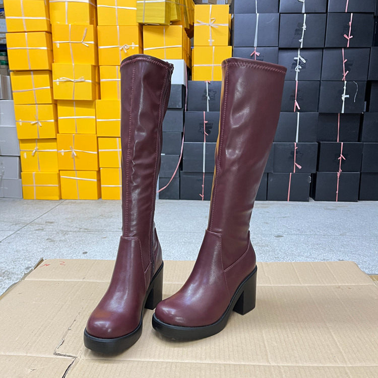 Damen Kniestiefel mit Blockabsatz und runder Zehenpartie