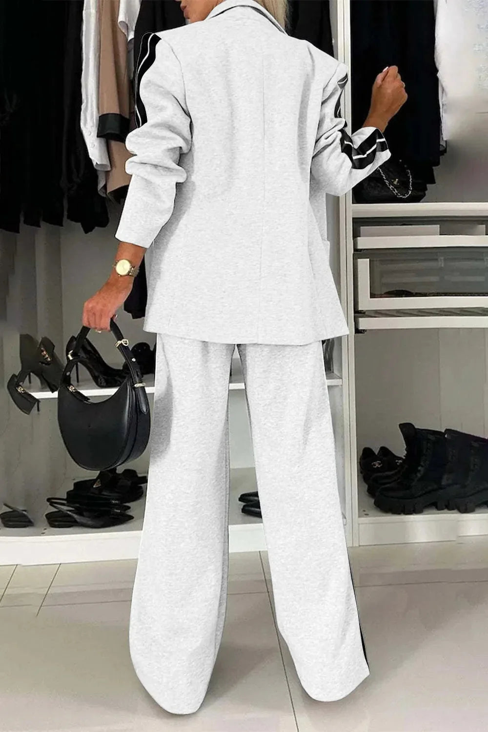 Damen Zweiteiler-Set mit Umlegekragen und Taschen