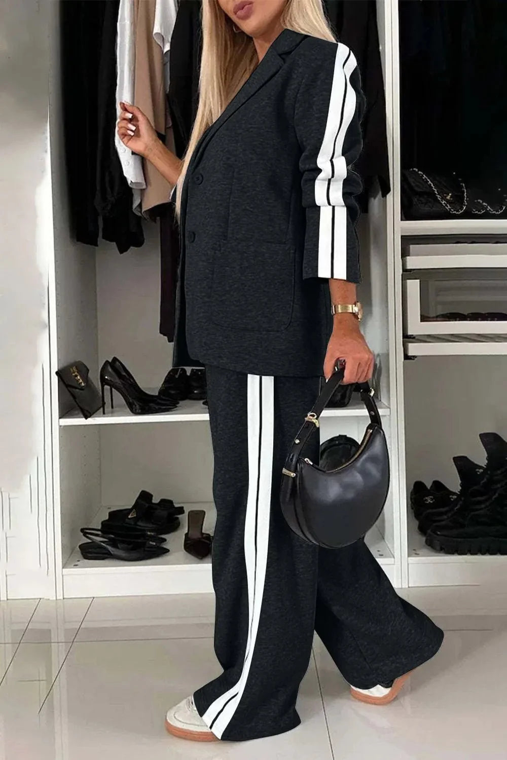 Damen Zweiteiler-Set mit Umlegekragen und Taschen