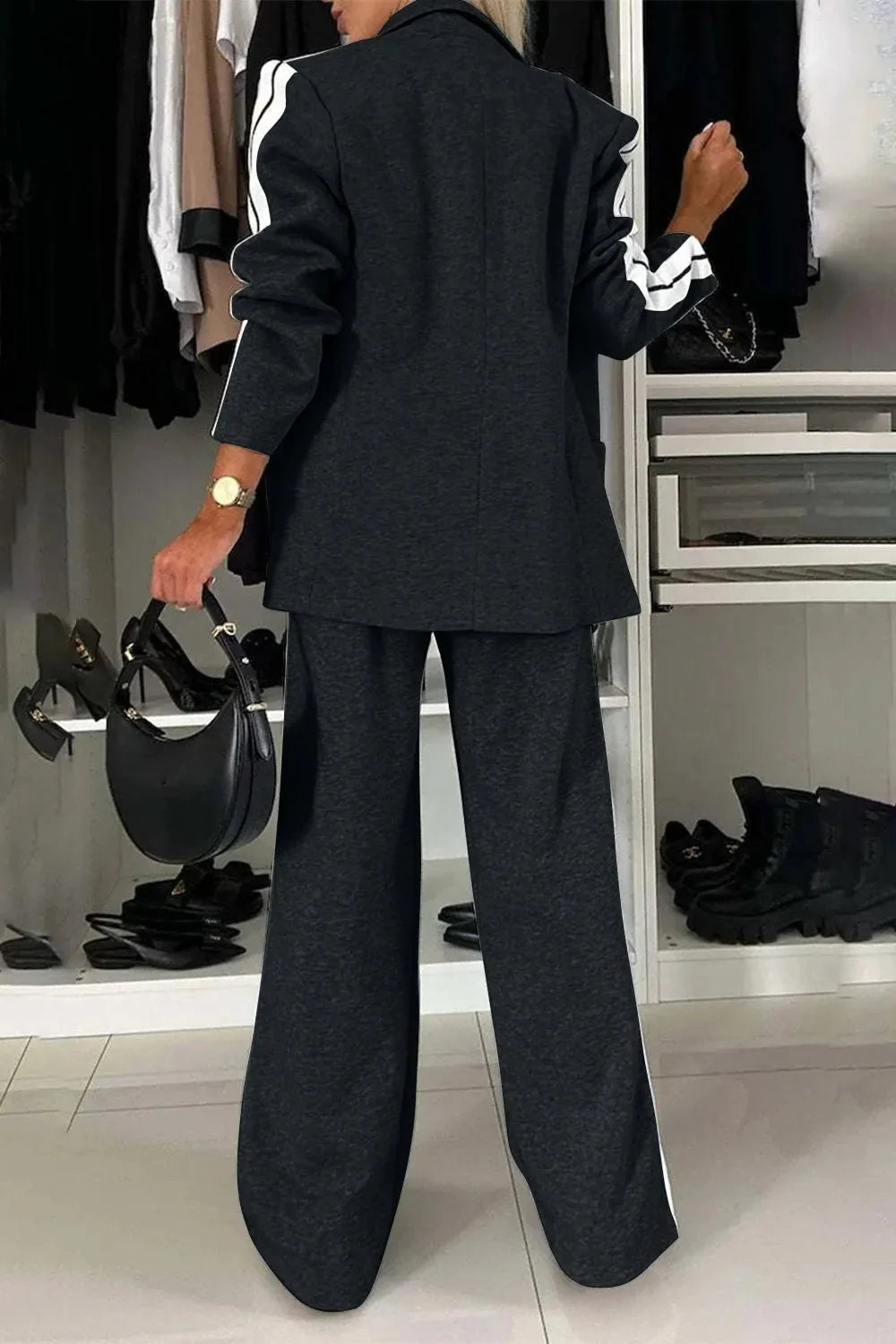 Damen Zweiteiler-Set mit Umlegekragen und Taschen