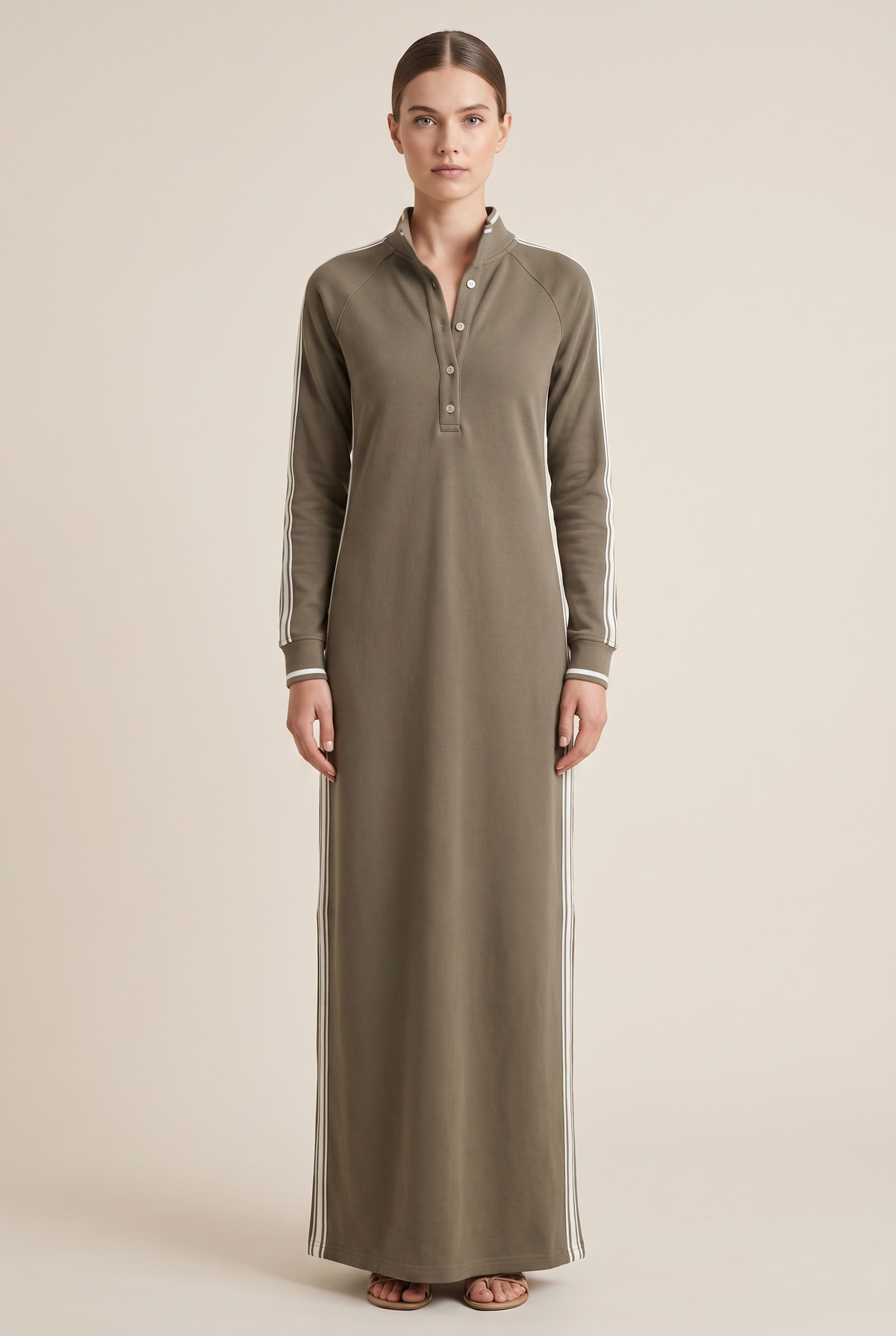 Damen Maxikleid mit Kontrastbesatz und Knopfleiste
