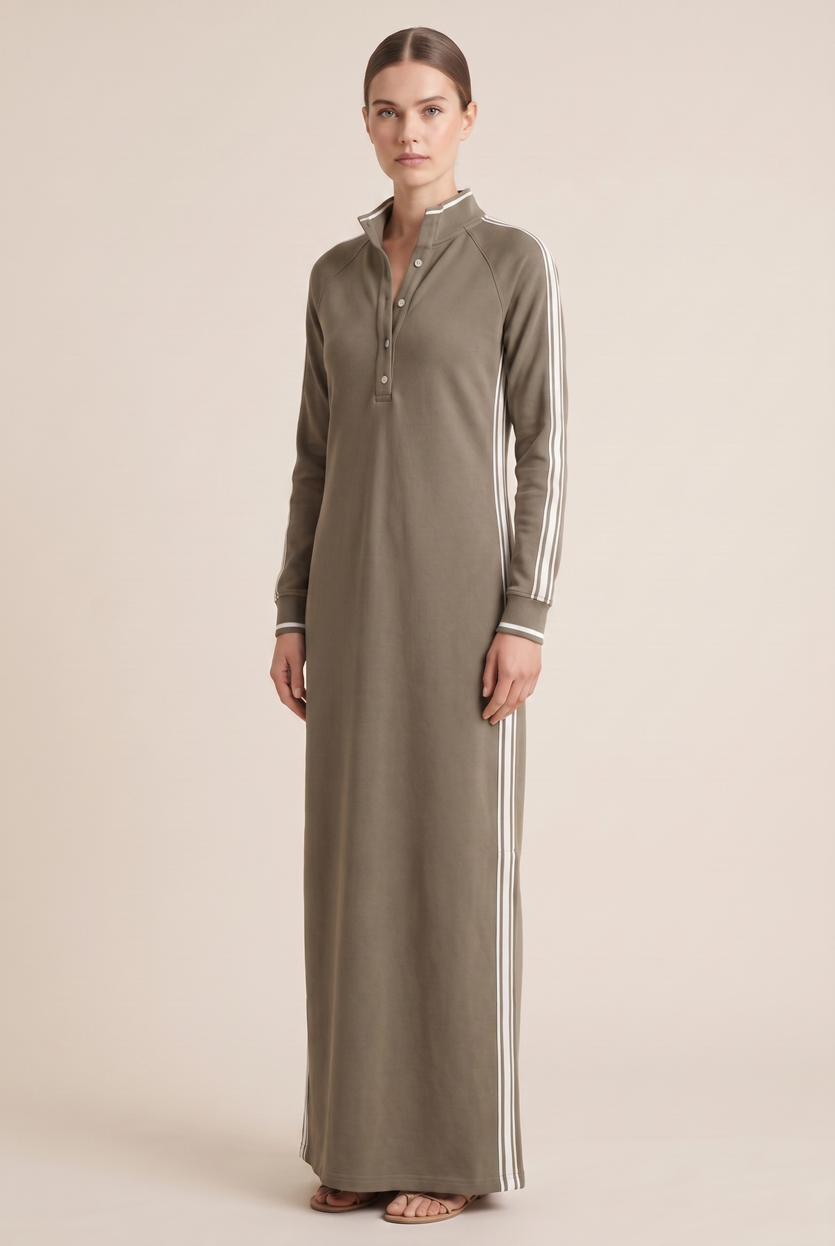 Damen Maxikleid mit Kontrastbesatz und Knopfleiste