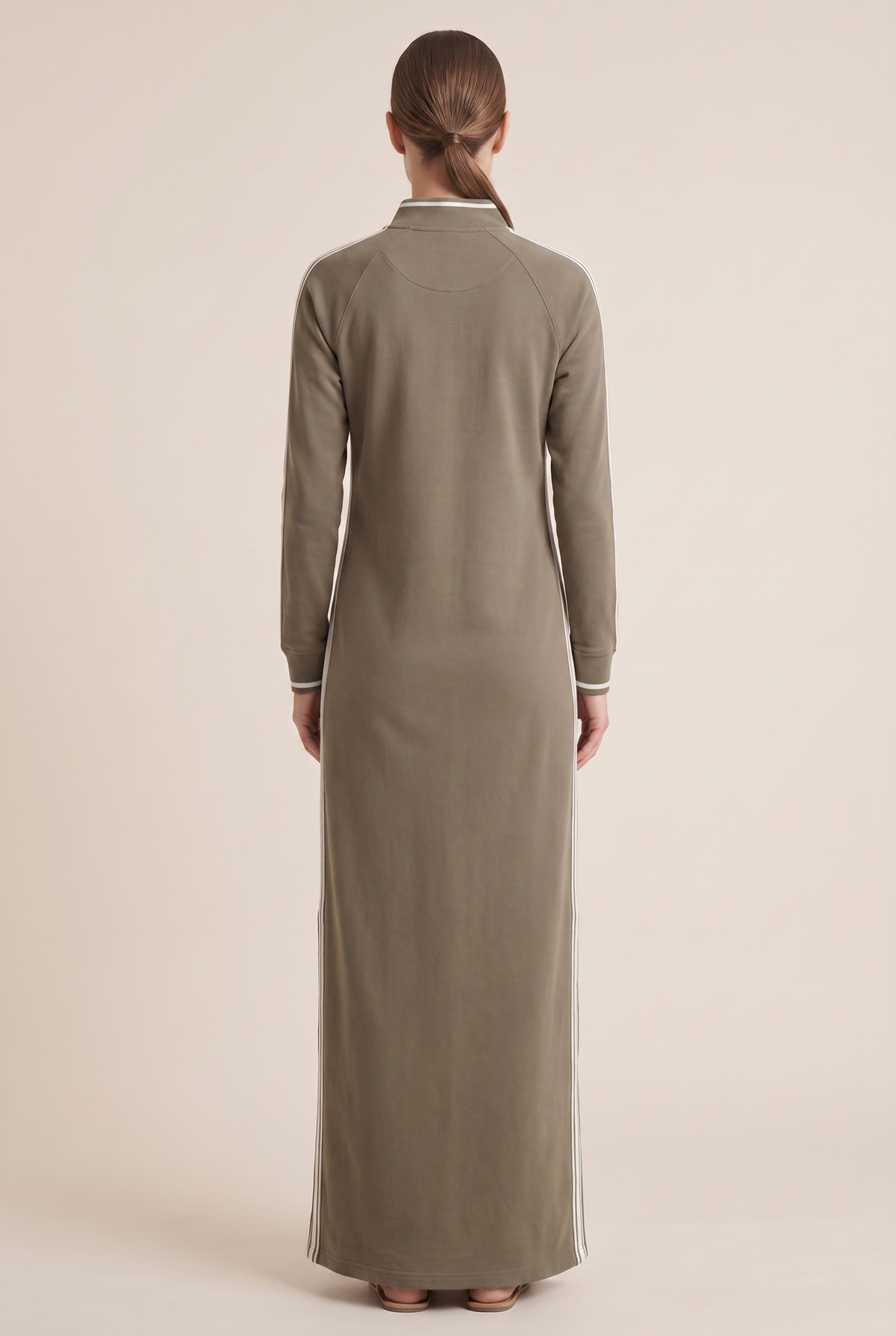 Damen Maxikleid mit Kontrastbesatz und Knopfleiste