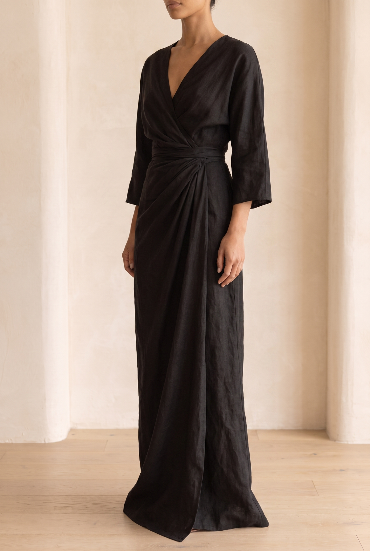 Damen Maxikleid aus Leinenmix mit V-Ausschnitt
