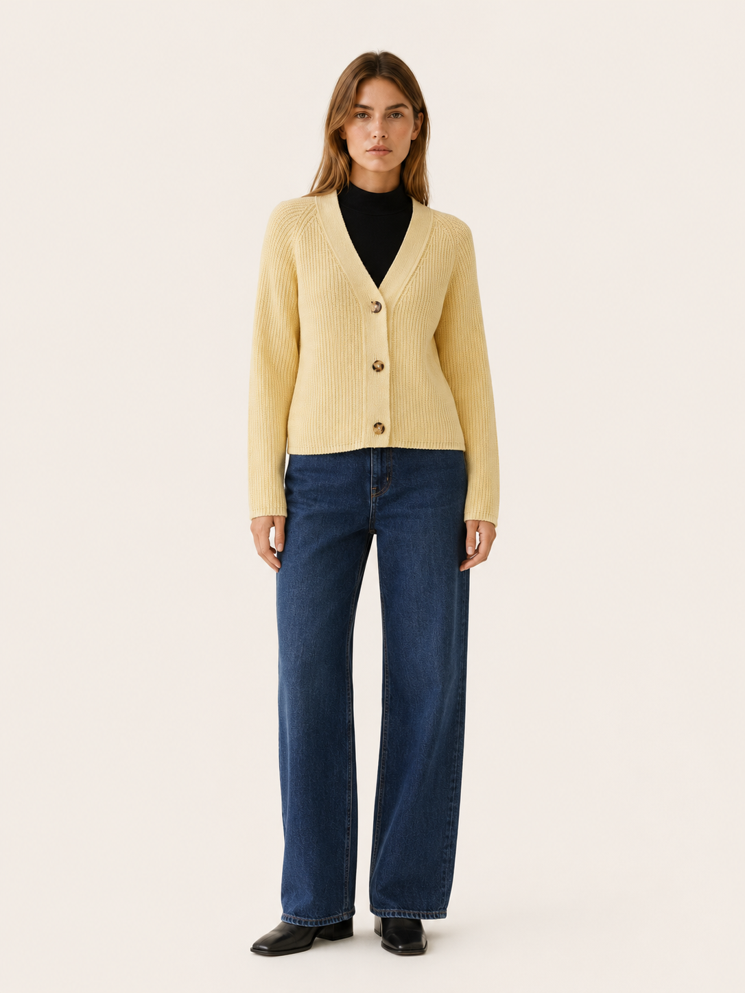 Damen Strickjacke mit V-Ausschnitt und Knopfleiste