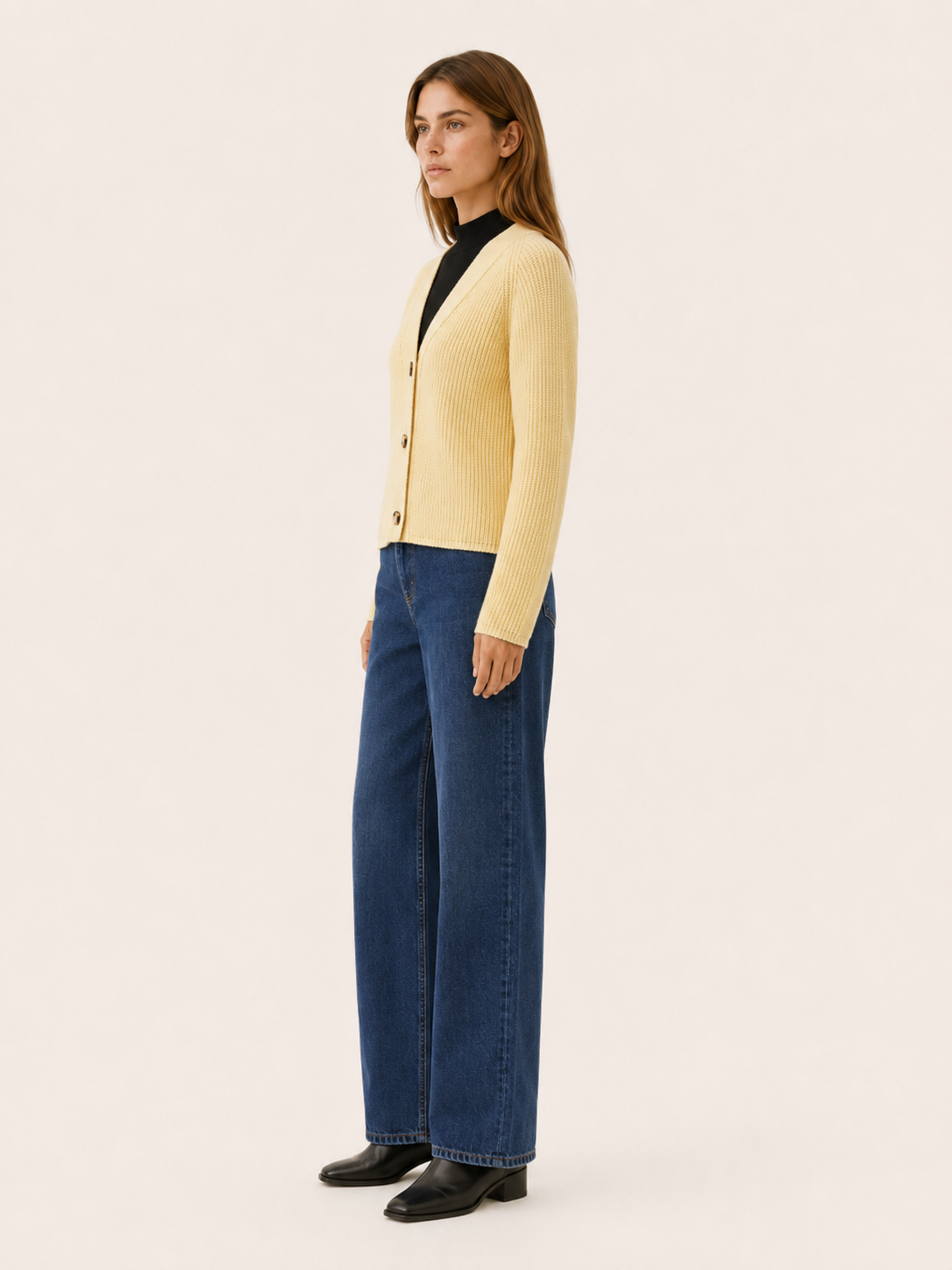 Damen Strickjacke mit V-Ausschnitt und Knopfleiste