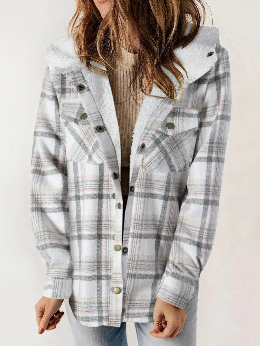 Damen Kapuzenjacke mit Karomuster und Knopfleiste