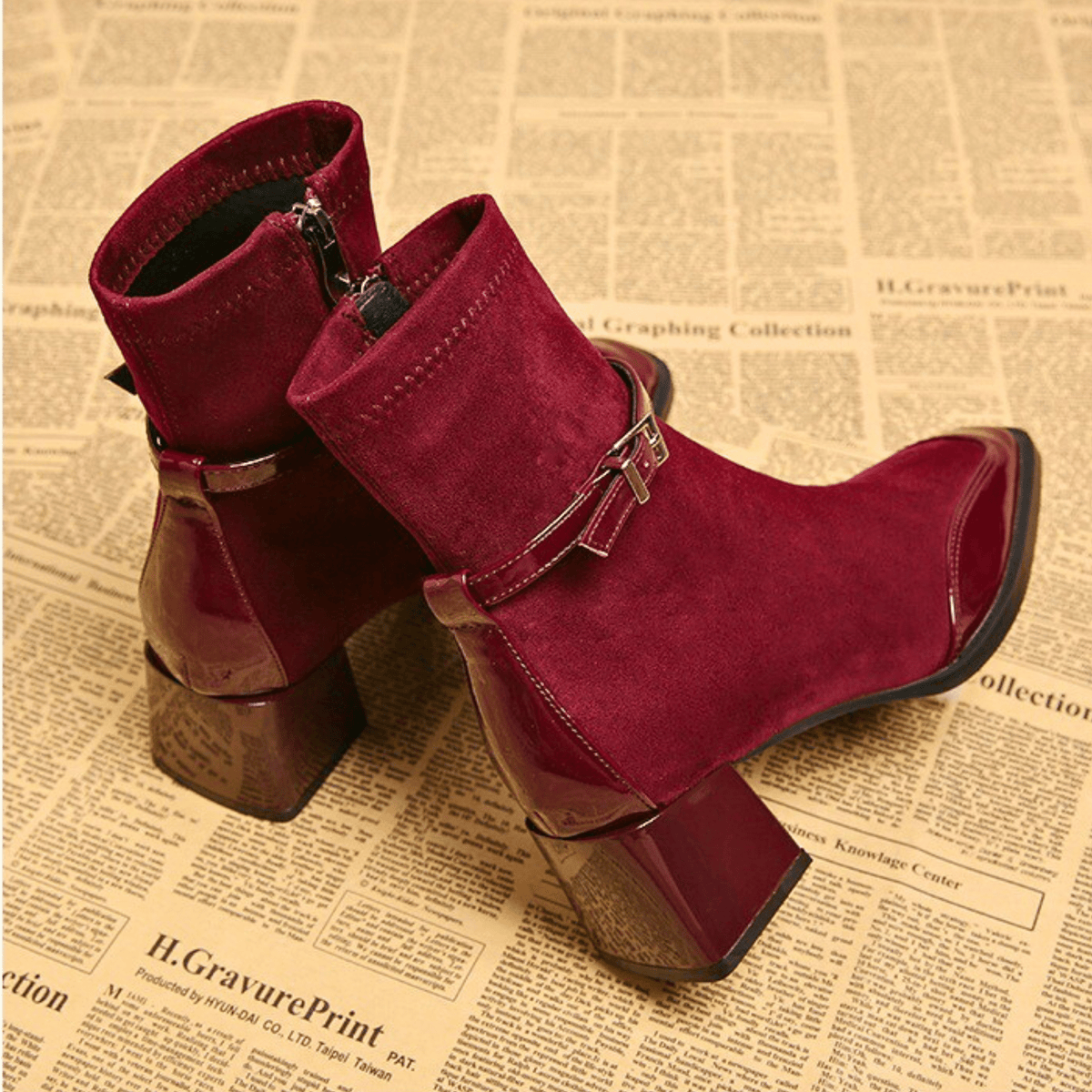 Damen Stiefeletten mit eckiger Zehenpartie und Schnallenriemen