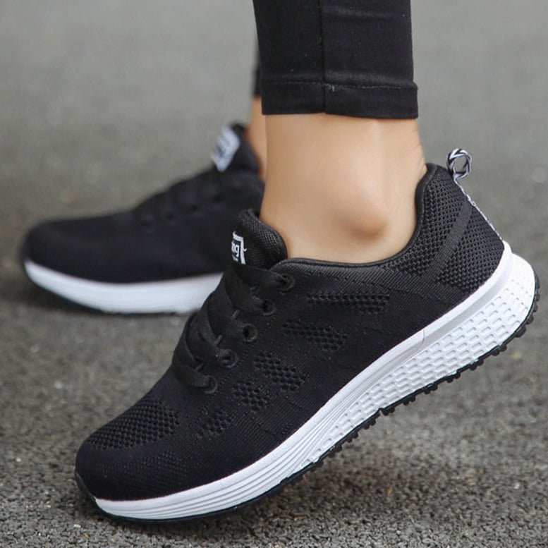 Damen Turnschuhe mit elastischem Obermaterial