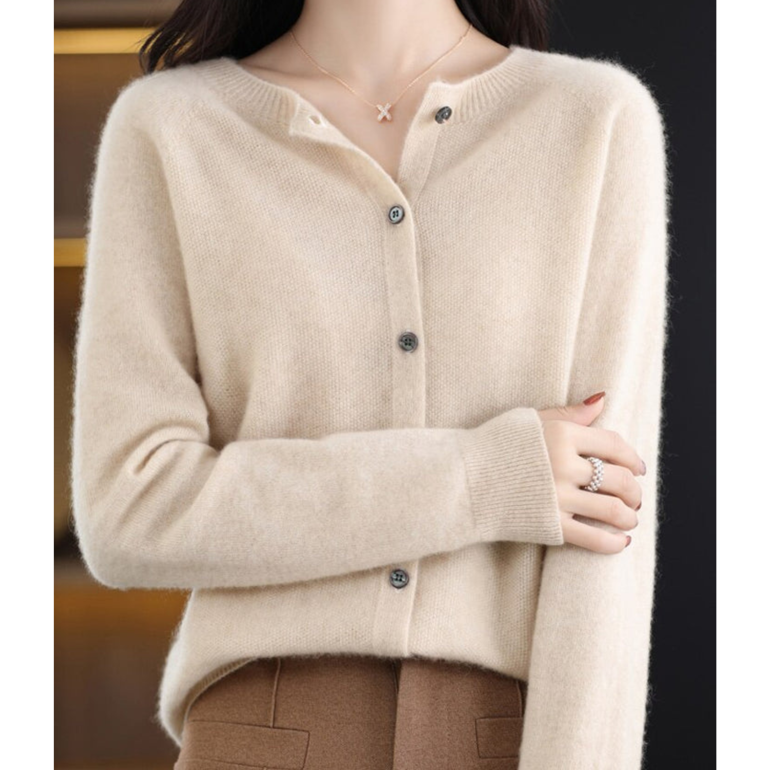 Damen Strickjacke aus Merinowolle und Kaschmir