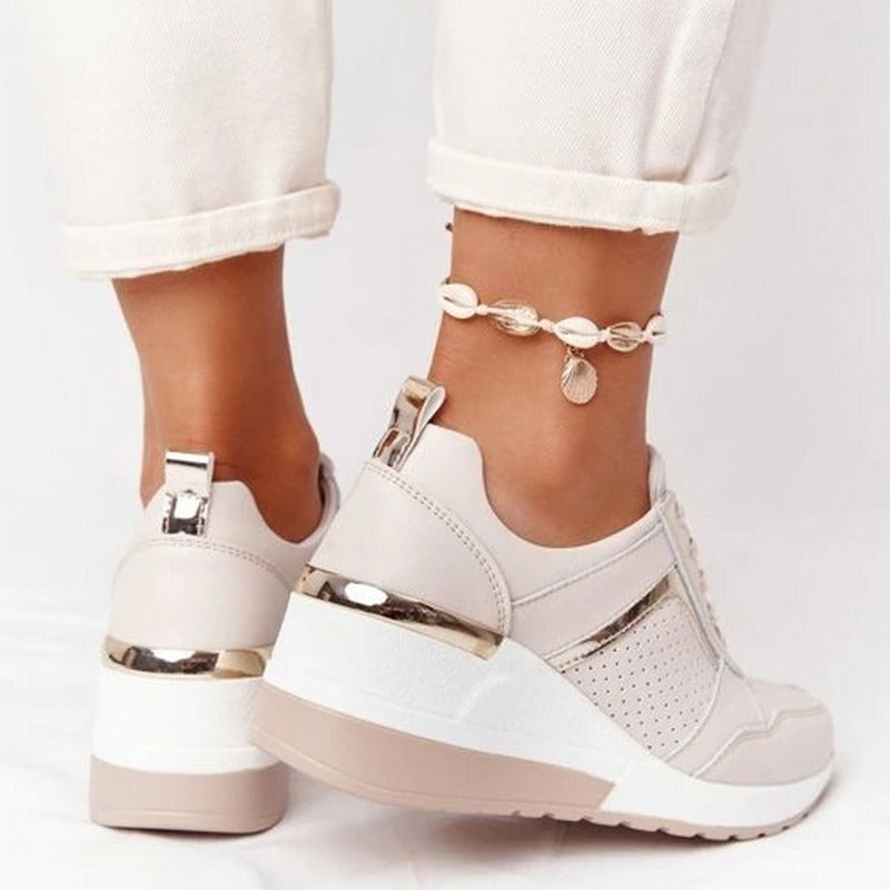 Damen Sneaker mit fußgerechter Sohle und Schnürung