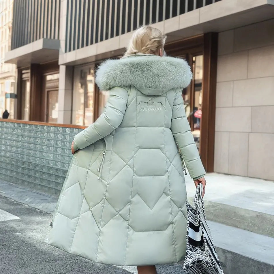 Damen langer Wintermantel mit Kapuze und Taschen