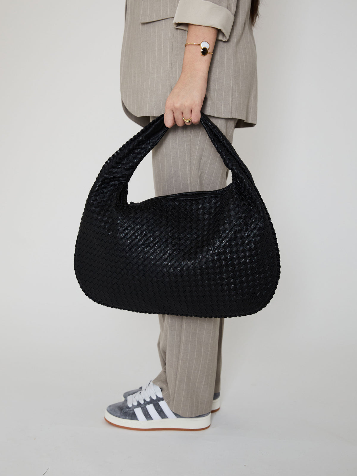 Damen Schultertasche mit Flecht-Design und Reißverschluss