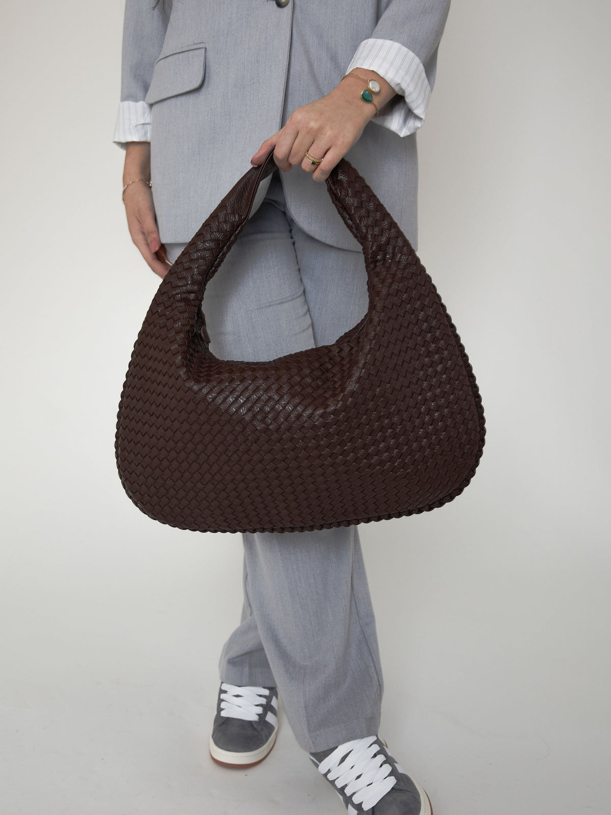 Damen Schultertasche mit Flecht-Design und Reißverschluss