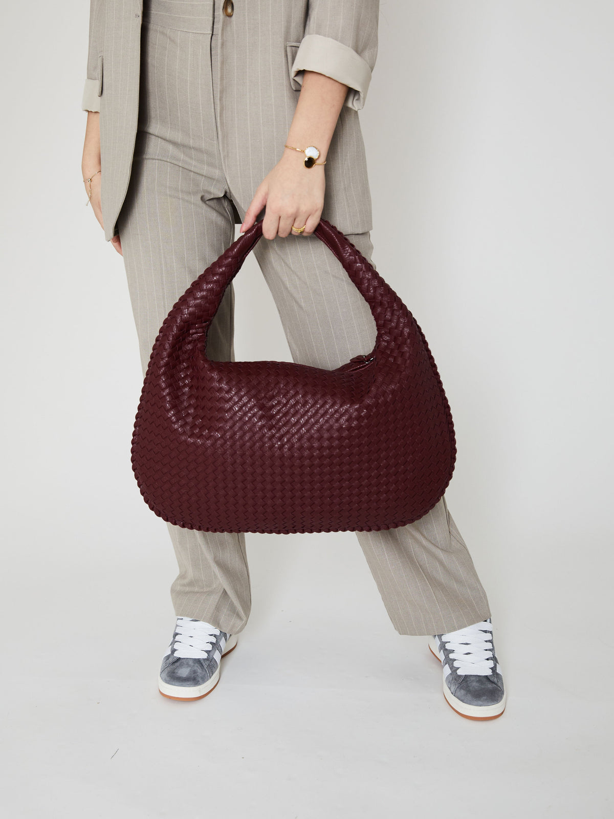 Damen Schultertasche mit Flecht-Design und Reißverschluss