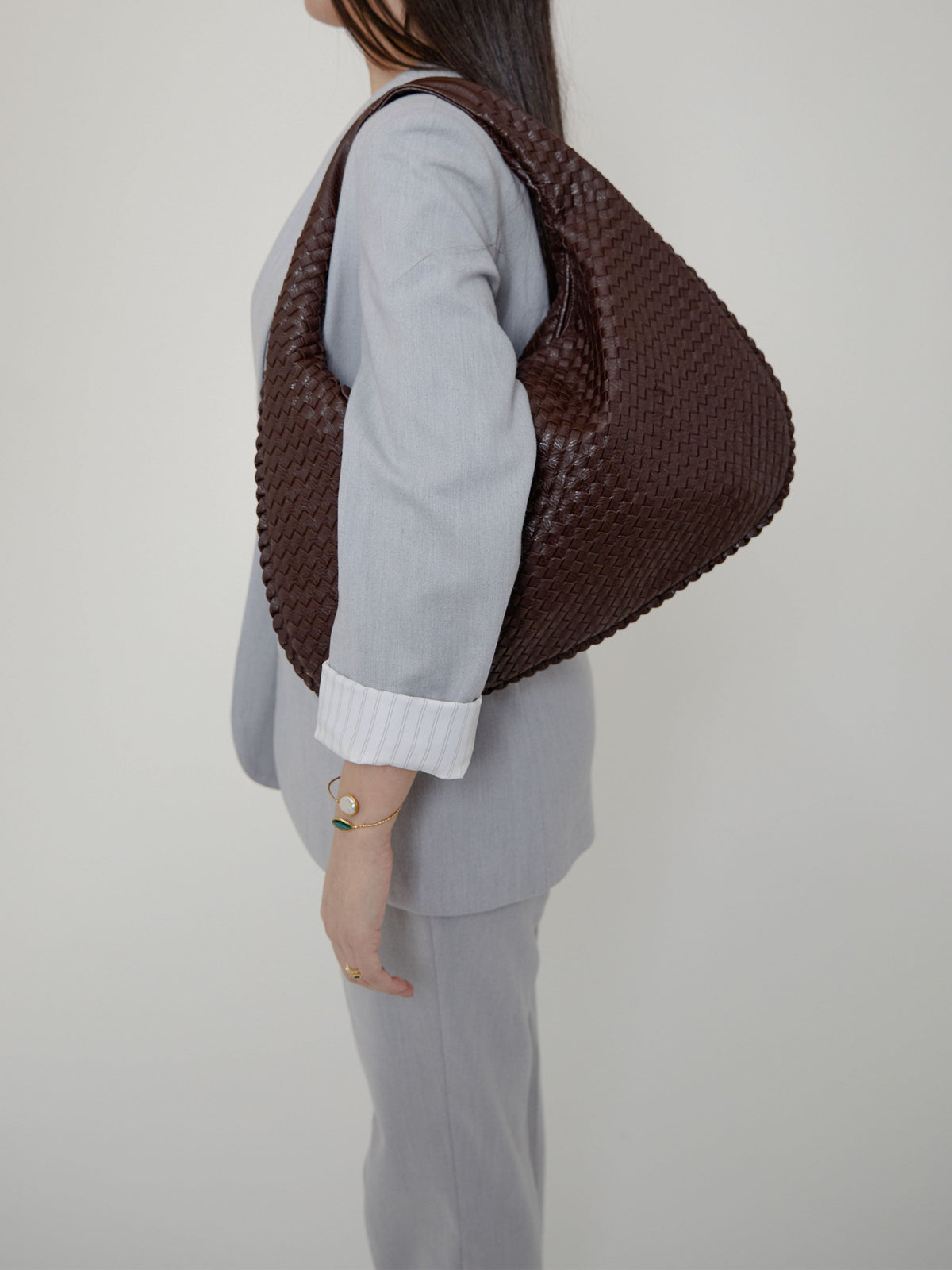 Damen Schultertasche mit Flecht-Design und Reißverschluss