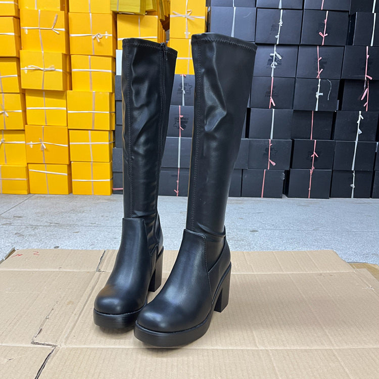 Damen Kniestiefel mit Blockabsatz und runder Zehenpartie