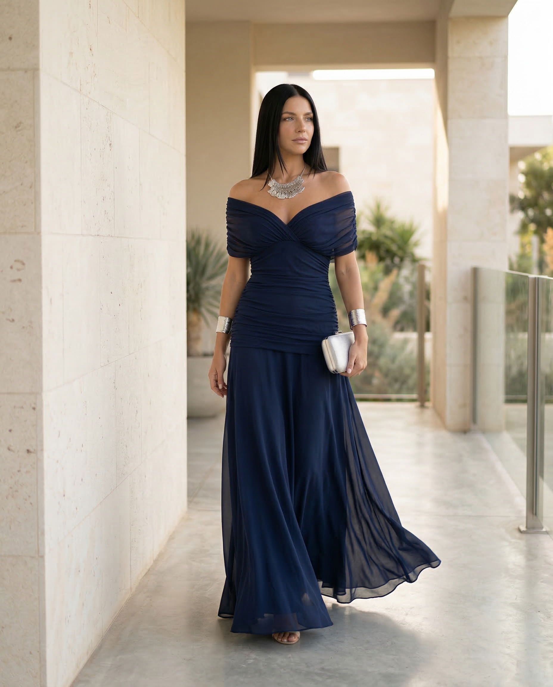 Damen Maxikleid mit Drapierung und V-Ausschnitt