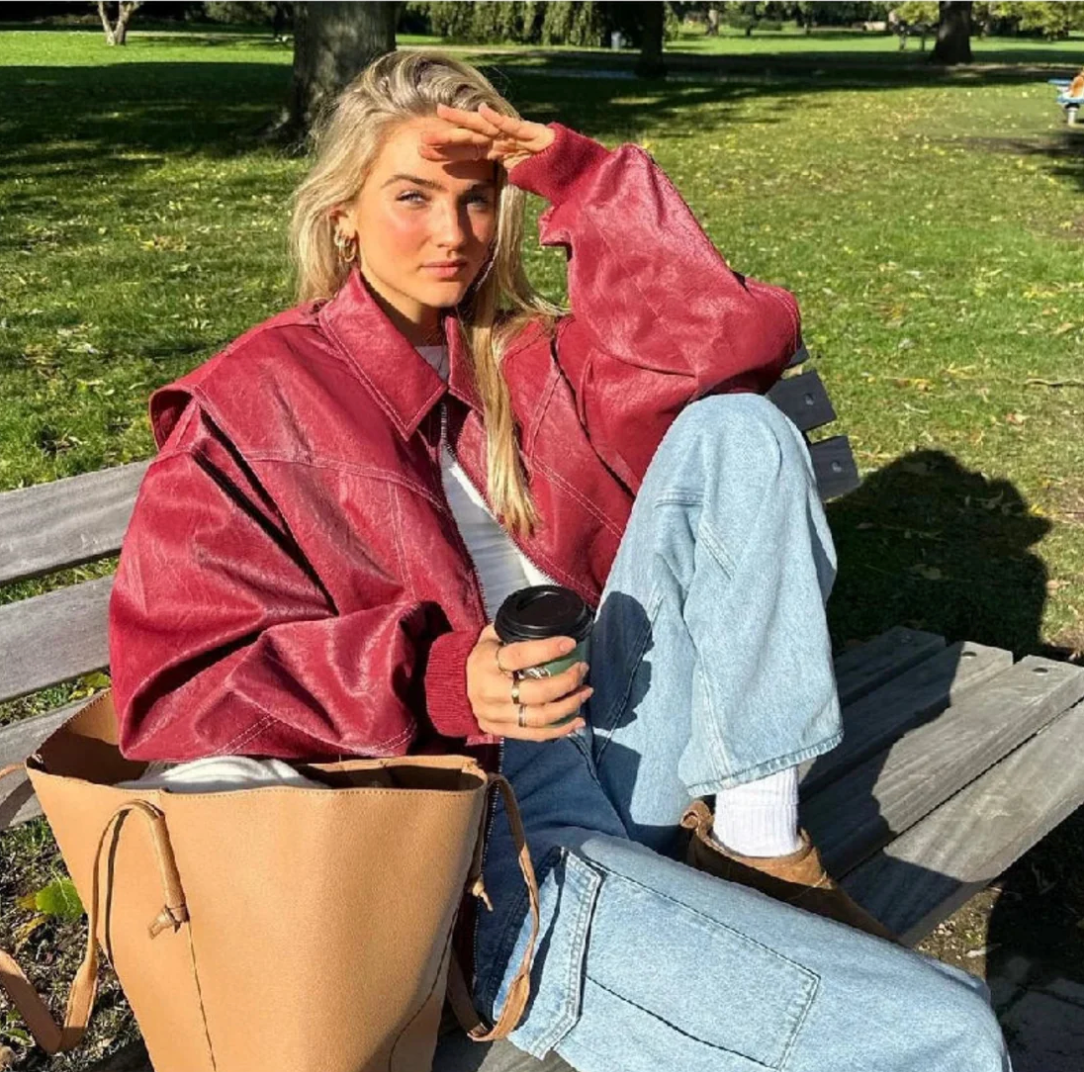 Damen Oversized Bomberjacke in Bordeaux