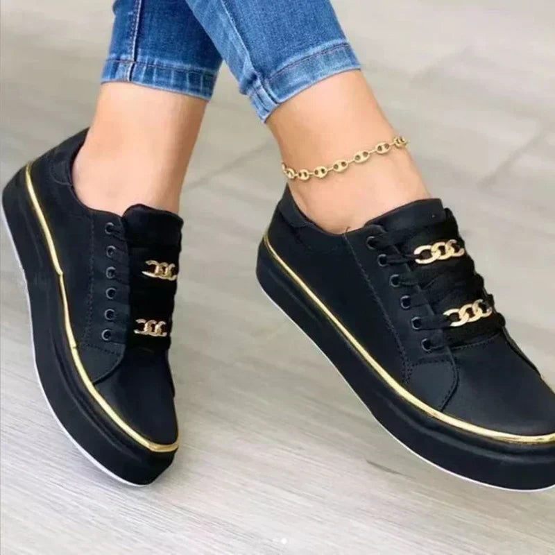 Damen Sneaker mit dicker Sohle und Kettendetail