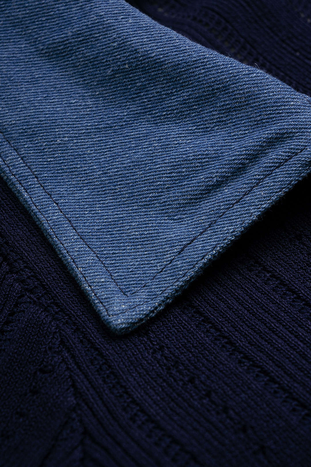 Damen figurbetontes Maxikleid mit Knopfleiste und Umlegekragen