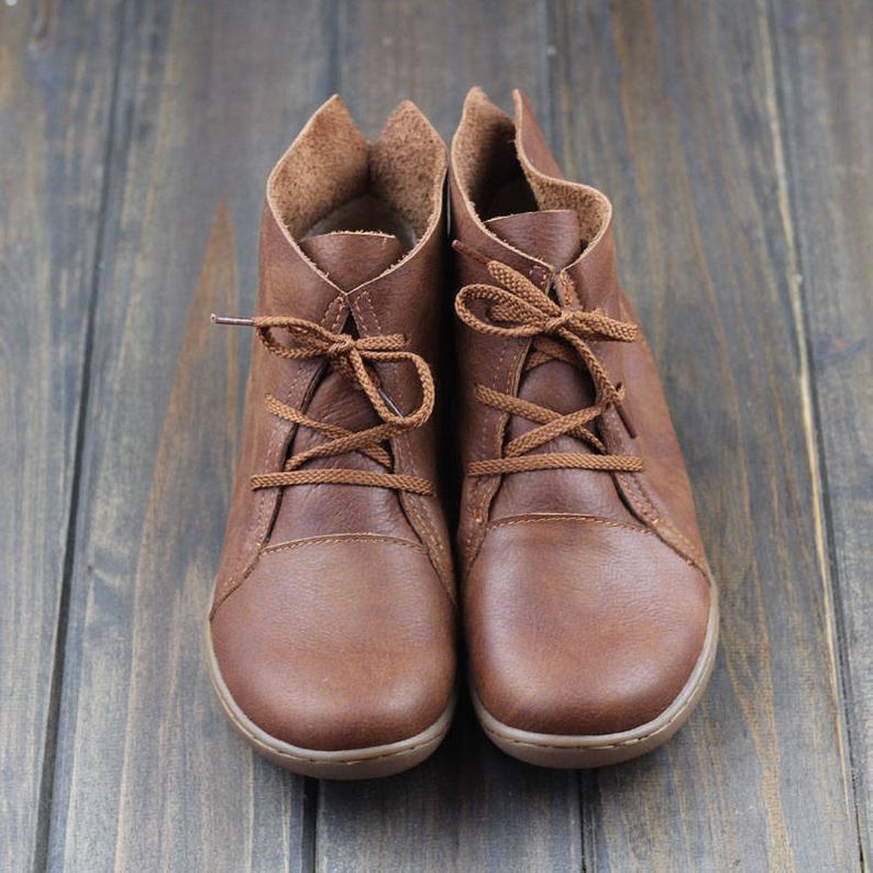 Damen Schnürstiefeletten mit Rundkappe im Retro-Stil