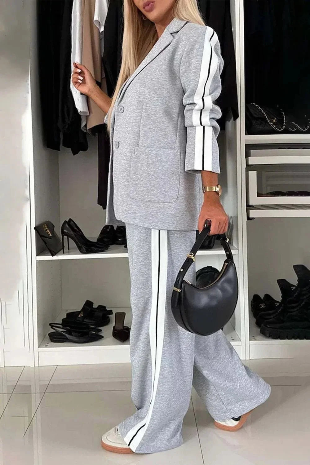 Damen Zweiteiler-Set mit Umlegekragen und Taschen