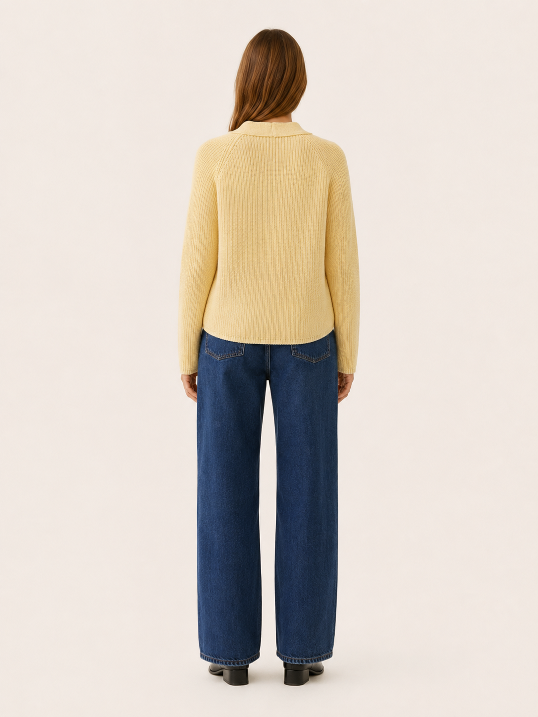 Damen Strickjacke mit V-Ausschnitt und Knopfleiste