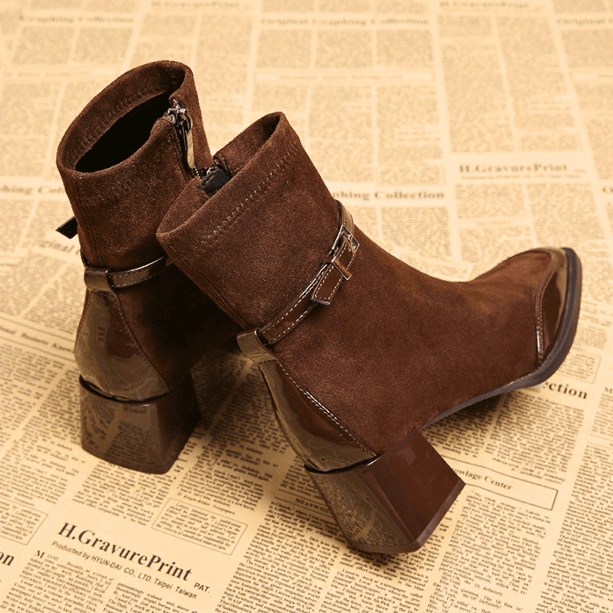 Damen Stiefeletten mit eckiger Zehenpartie und Schnallenriemen