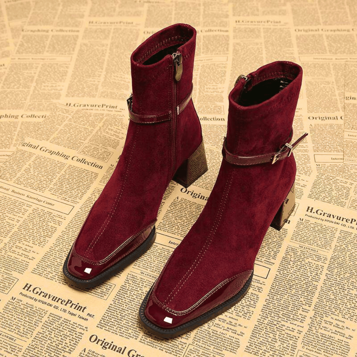 Damen Stiefeletten mit eckiger Zehenpartie und Schnallenriemen