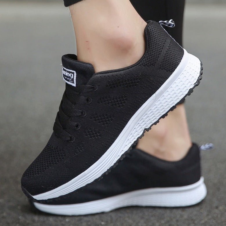Damen Turnschuhe mit elastischem Obermaterial