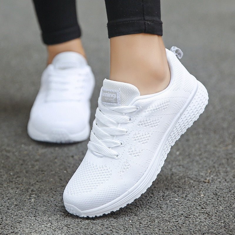 Damen Turnschuhe mit elastischem Obermaterial